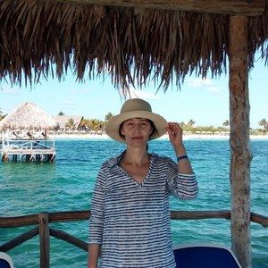 Meet your Posher, Emilia